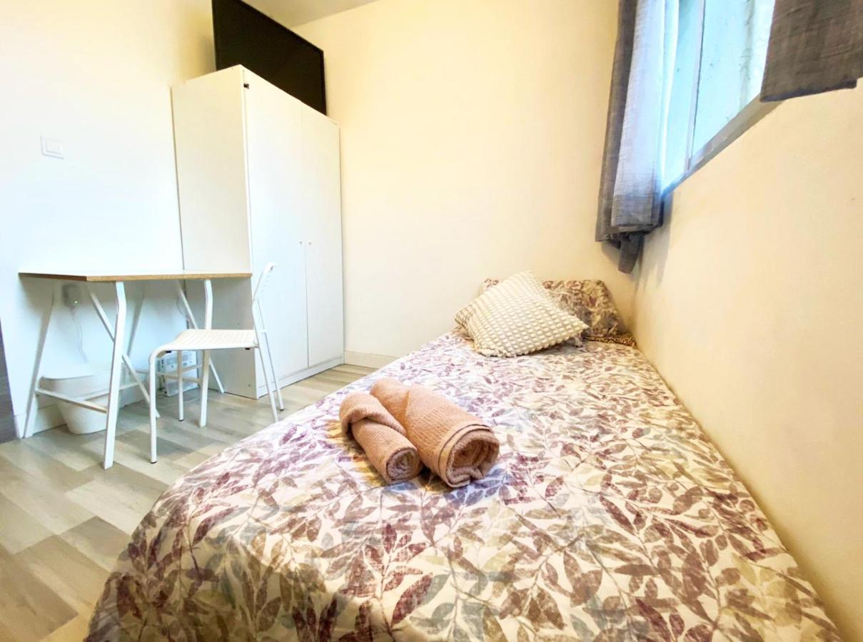 Valencia Guest Rooms Near The Beach In Shared Apartment Dış mekan fotoğraf