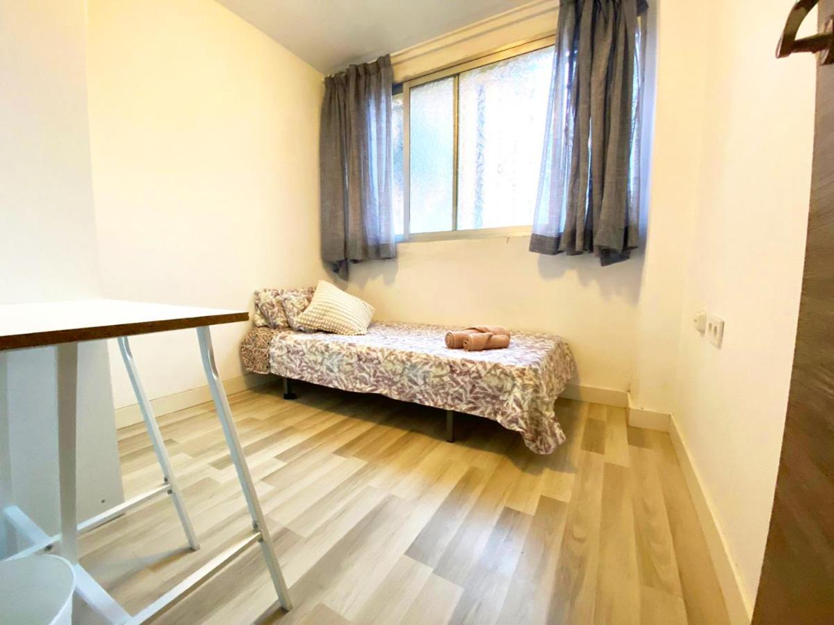 Valencia Guest Rooms Near The Beach In Shared Apartment Dış mekan fotoğraf
